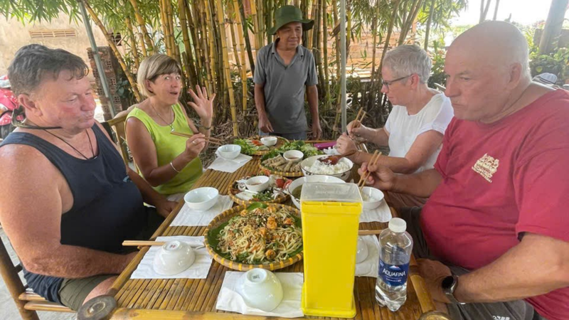 Tour trải nghiệm làm Nông tại làng du lịch cộng đồng Cẩm Kim (5)